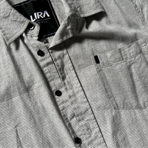 Lira button up - Picture 2 of 3